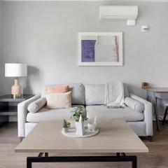 Landing Spectacular Studio Courtyard Gym