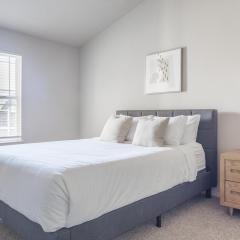 Landing Stylish 1BD Courtyard Pool