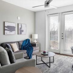 Landing at The Draper - 2 Bedrooms in Garland