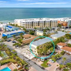 2BR Beach Club – Heated Pool, Hot Tub & Beach