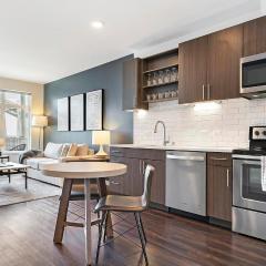 Landing Chic 2BD Tennis Court Gym