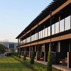 Suncourt Hotel & Conference Centre