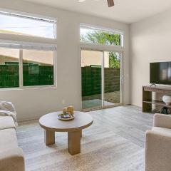 Landing Beautiful 2BD Gym Clubhouse