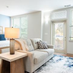 Landing Beautiful Studio in South End Stratford