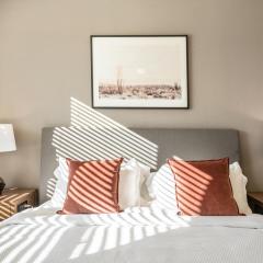 Landing Stylish 3BD Clubhouse Pool