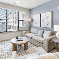 Landing Spectacular 1BD Clubhouse