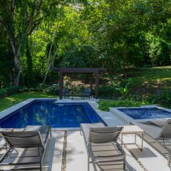 Casa Selva Tica 6 bdr pool golf view in Los Suenos