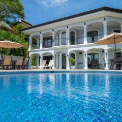 Casa Patron 6 bdrs pool in Los Suenos