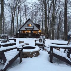 Walking Distance to the Beach Cabin with AC