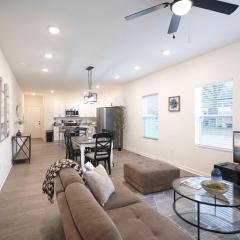 5 Min to Elon - 7 Min to Downtown - Washer and Dryer