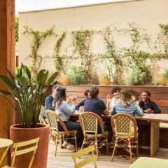 greet hotel Marseille Parc Chanot Velodrome