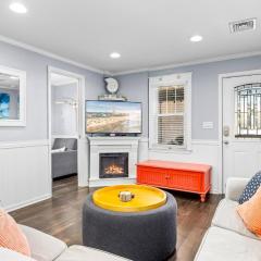 Modern 2BR Close to Beach - Great Outdoor Space