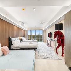 Elegant Studio City View near Airport, City of Dreams, Okada, Solaire, PARQAL, Ayala Malls, and MOA