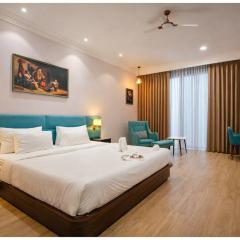 Hotel Mindass Grand Near Sri Krishna Janambhoomoi - Restaurant & Parking &Fully Air conditioning Luxuary Room - Top Rated Hotel In Mathura
