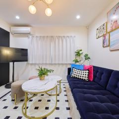 LADY'S NIGHT -2mins to USJ- 大阪