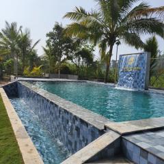 Rainy Cloud Homestay - Pool, Estate, Home Food, Near to Falls & Safari