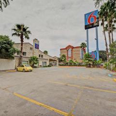 Motel 6-San Antonio, TX - Downtown - Market Square