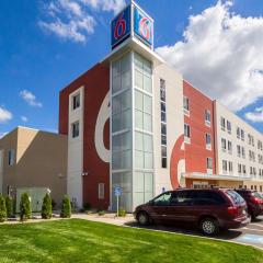 Motel 6-South Bend, IN - Mishawaka