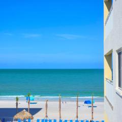 Beachfront Great Views King Bed Heated Pool Balcony - 301
