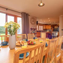 Silverwood Main House Modern Spacious - Pass the Keys