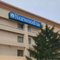 Norwood Inn & Suites By BlissPoint