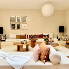 Dar 43 with Private Pool Breakfast Included