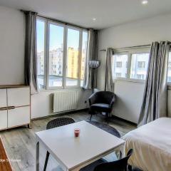 Studio lumineux centre ville