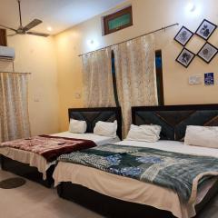 OM Palace Guest House-Fully Air Conditioned