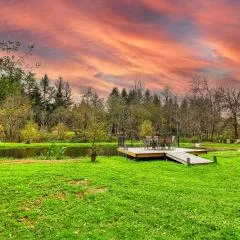 4-Bedroom Chateau in Southern Washington- Luxurious Retreat with Pond & Creek