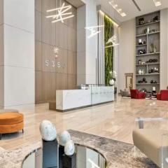 Stylish Urban 5350 Park Doral