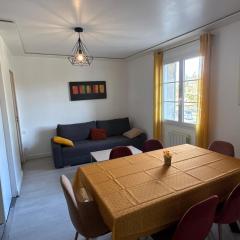 Pierre et Lumière - Appartement avec vue sur l'église romane