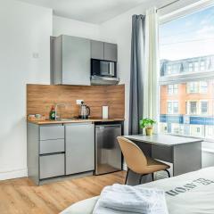 Modern Studios near Trent Bridge & City Ground