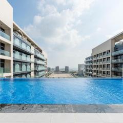 Vogue Park View Saadiyat Island Abu Dhabi close to Yas Mall Elegant 1 Bedroom with Balcony Pool & Gym Access