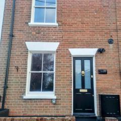 Chic Cottage Fireplace Patio Pet Train Stn