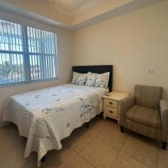 NEW Seaside Escape Queen Studio near Naples