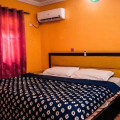 MoExoticRoyaleServices