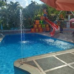 Villa Itzae Hotel - Piscina y Naturaleza