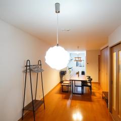 Ln36 神戸駅徒歩6分 最大14名宿泊可能な70平米メゾネット一軒家