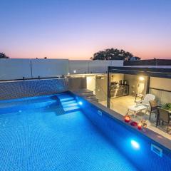 The Margalit Suite - Gesher Haziv