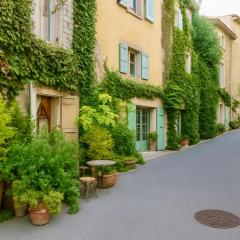 Rock House Pool & Authentic 17th-Century Home