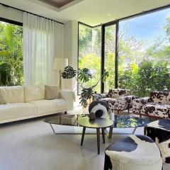 3 Bedroom Villa with private pool