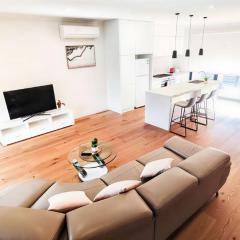 Room neighbouring Melbourne's bustling inner city