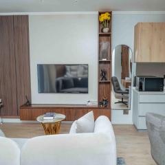 The Oud at Ellipse Waterfall