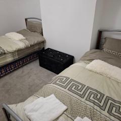 Charming 2 Bedroom Apartment in Heart of Nottinghamshire