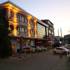 The City Palace HOTEL