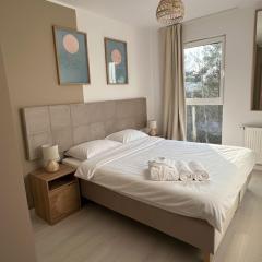 Nowy apartament - jacuzzi, sauny, sala zabaw, bilard, garaż, 400m do plaży bez schodów