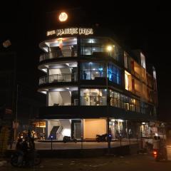 Hotel Majestic Royal, Akkalkot