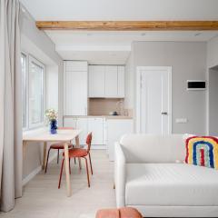 Modern 1BR Apartment Free Parking Fast Wi-Fi