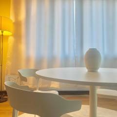 감성독채 최대8인 가족숙소 깔끔한 호텔침구 안락한 거실형