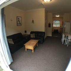 4 big bedrooms, 5 beds, Wi-Fi, 5 TV's, Car Parking